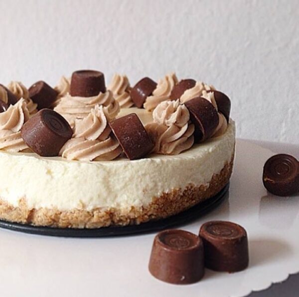 Rolo Cheesecake